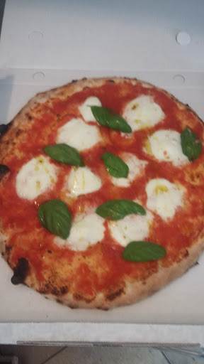 Boom Boom Pizza in Roma, Città Metropolitana di Roma Capitale