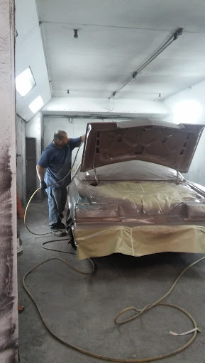 Auto Body Shop «Econo Auto Painting & Bodywork», reviews and photos, 701 Myatt Dr, Madison, TN 37115, USA