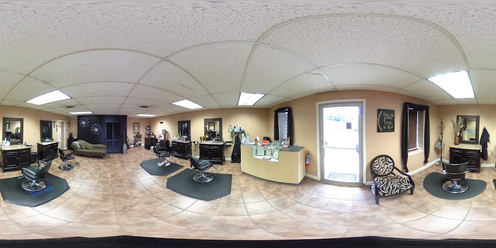 Lorie's Hair Design 75647
