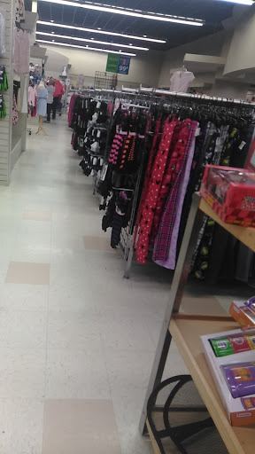 Thrift Store «South Hill Goodwill», reviews and photos, 12915 Meridian E, Puyallup, WA 98373, USA