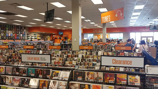 Used Book Store «2nd & Charles», reviews and photos, 6606 S Parker Rd, Aurora, CO 80016, USA