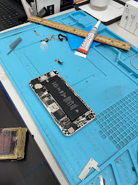 Cooper Ultra Wireless & More - Photo 2 - Car repair in Hollywood, FL, Davie