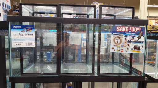 Pet Supply Store «Petco Animal Supplies», reviews and photos, 6557 N Riverside Dr, Fresno, CA 93722, USA