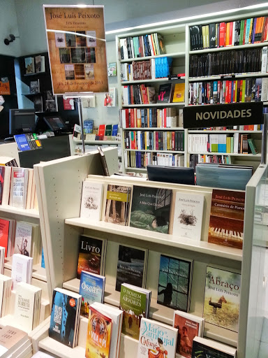 Bookstore Almedina Porto