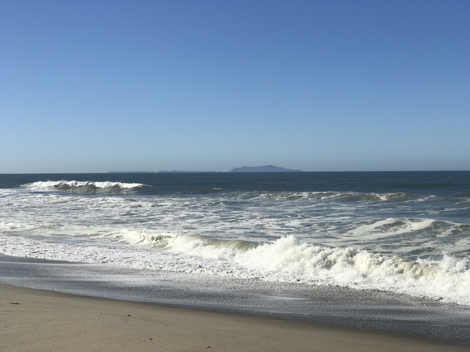 Foto di Mcgrath Beach con molto pulita livello di pulizia