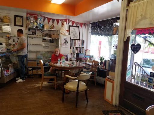 Bakery «Piece-A-Cake Bakery», reviews and photos, 304 N River St, East Dundee, IL 60118, USA