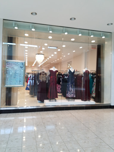 Dress Store «Camille La Vie», reviews and photos, 11401 Pines Blvd #698, Pembroke Pines, FL 33026, USA