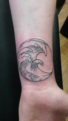 Tattoo Shop «Red Sky Tattoo», reviews and photos, 773 Point Brown Ave NE, Ocean Shores, WA 98569, USA