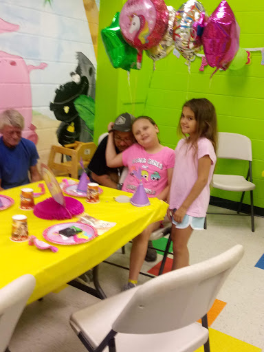 Bowling Alley «Buffaloe Lanes Erwin Family Bowling Center», reviews and photos, 100 W Jackson Blvd, Erwin, NC 28339, USA