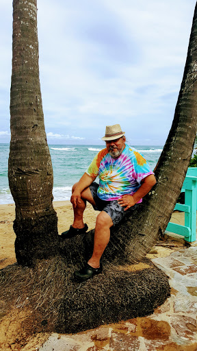 Tobacco Shop «Trading Post Tobacco & Cigars», reviews and photos, 5510 W Devon Ave, Chicago, IL 60646, USA