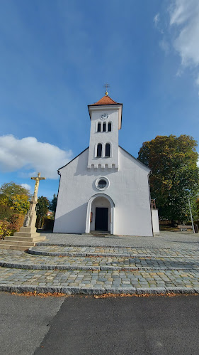 Farní kostel sv. Bartoloměje ve Březnici - Kostel