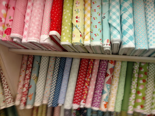 Quilt Shop «Quiltique», reviews and photos, 213 N Stephanie St, Henderson, NV 89074, USA