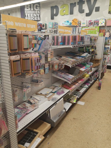 Variety Store «Five Below», reviews and photos, 6198 Little River Turnpike, Alexandria, VA 22312, USA