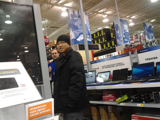 Electronics Store «Best Buy», reviews and photos, 19555 W Bluemound Rd, Brookfield, WI 53045, USA