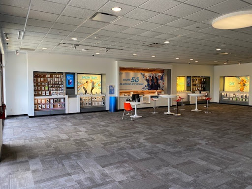 Cell Phone Store «AT&T», reviews and photos, 1500 Oakley Seaver Dr Suite 1, Clermont, FL 34711, USA