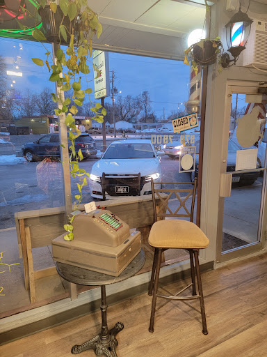 Barber Shop «Hickman Barber Shop», reviews and photos, 5707 Hickman Rd, Des Moines, IA 50310, USA