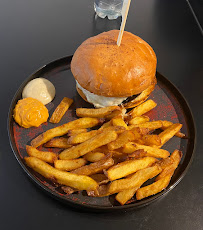 Plats et boissons du Restaurant de hamburgers burgerseven à Grenoble - n°3