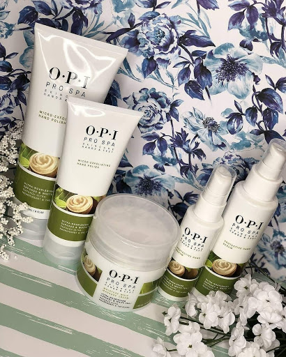 Day Spa «Beautiful Revenge Salon and Spa», reviews and photos, 652 Roosevelt Rd, Glen Ellyn, IL 60137, USA