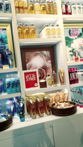 Shopping Mall «University Mall», reviews and photos, 1701 McFarland Blvd E Suite 100, Tuscaloosa, AL 35404, USA