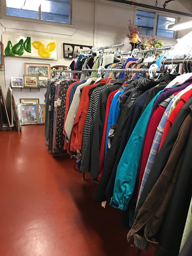 Thrift Store «McChord Thrift Shop», reviews and photos, Battery Rd & 4th St #717, McChord AFB, WA 98438, USA