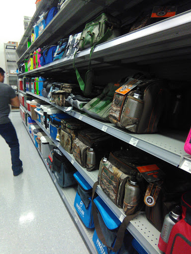 Sporting Goods Store «Academy Sports + Outdoors», reviews and photos, 7926 Giacosa Pl, Memphis, TN 38133, USA