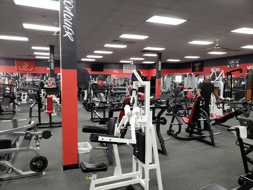 Gym «BrickHaus Fitness Gym Open 24 Hours», reviews and photos, 266 E Geneva Rd, Wheaton, IL 60187, USA