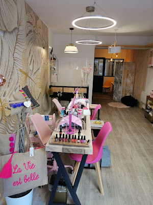 Mademoiselle gold à Salon-de-Provence