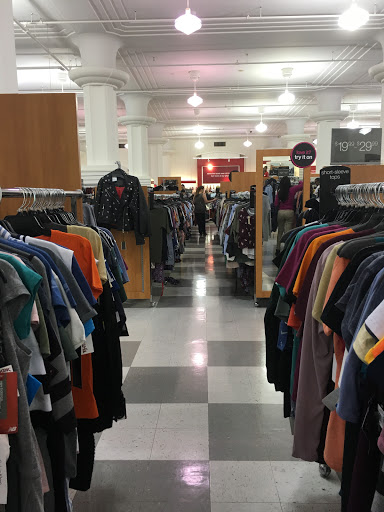 Department Store «T.J. Maxx», reviews and photos, 50 N Illinois St, Indianapolis, IN 46204, USA