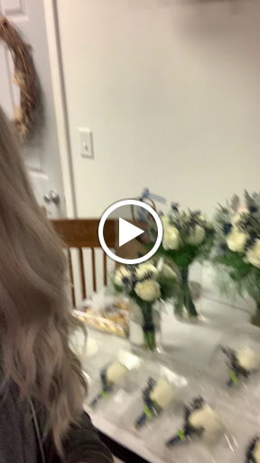 Florist «Chippewa Valley Floral», reviews and photos, 507 S Barstow St, Eau Claire, WI 54701, USA