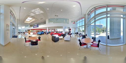 Car Dealer «West Coast Toyota», reviews and photos, 3399 E Willow St, Long Beach, CA 90806, USA