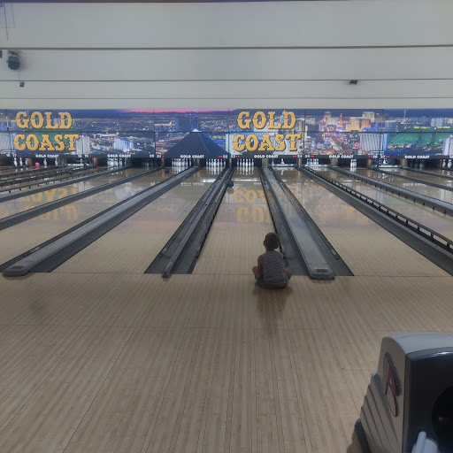 Bowling Alley «Gold Coast Bowling Center», reviews and photos, 4000 W