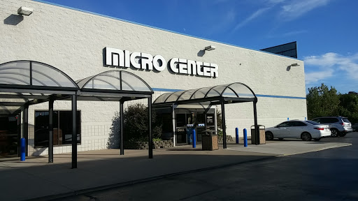 Computer Store «Micro Center», reviews and photos, 11755 Mosteller Rd, Sharonville, OH 45241, USA