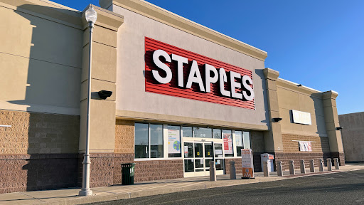 Office Supply Store «Staples», reviews and photos, 270 Upland Square Dr, Pottstown, PA 19464, USA