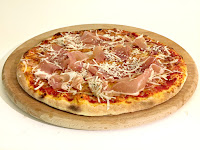 Pepperoni du Pizzas à emporter Pizz' & Co à Évian-les-Bains - n°1