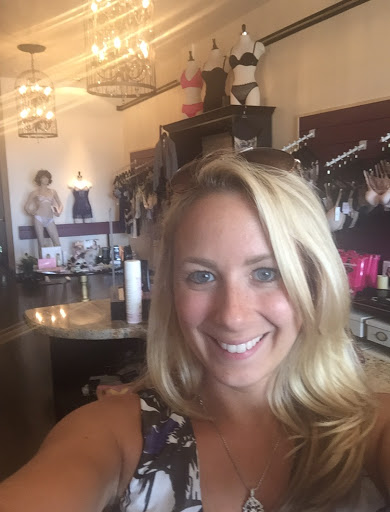 Lingerie Store «La Femme Dangereuse», reviews and photos, 7925 Jericho Turnpike, Woodbury, NY 11797, USA