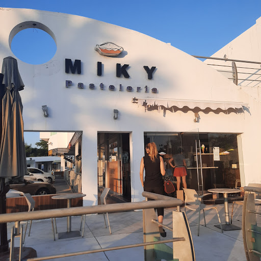Pastelería Miky (Boulevard) en Manzanillo