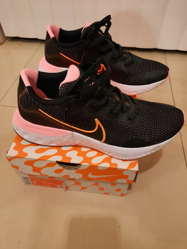 Shoe Store «Nike Factory Store», reviews and photos, 12801 W Sunrise Blvd Suite 1005, Sunrise, FL 33323, USA