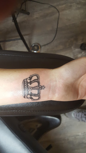 Tattoo Shop «Twisted Inks», reviews and photos, 304 Ridge St A, Charlottesville, VA 22902, USA