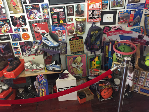 Clothing Store «Round Two», reviews and photos, 202 W Broad St, Richmond, VA 23220, USA