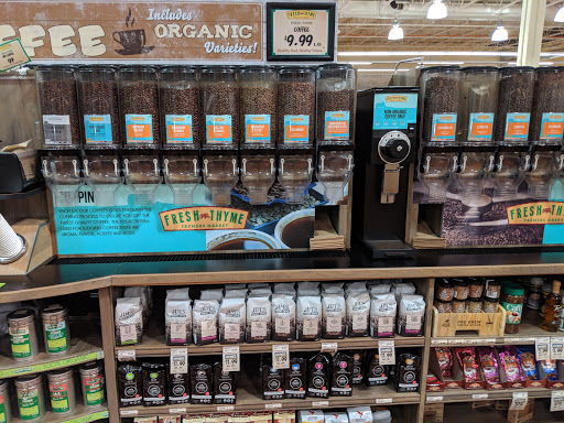 Grocery Store «Fresh Thyme Farmers Market- Mt. Prospect», reviews and photos, 211 W Rand Rd, Mt Prospect, IL 60056, USA