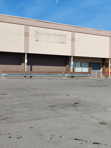 Grocery Store «Save-A-Lot», reviews and photos, 569 Lyell Ave #101, Rochester, NY 14606, USA