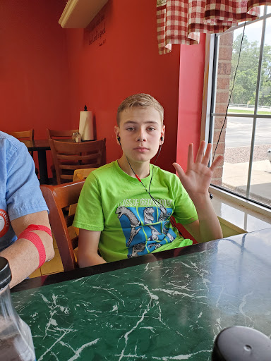 Hair Salon «Fantastic Sams Cut & Color», reviews and photos, Fantastic Sams Cut & Color, Long Roy Farm Rd, Washington, MO 63090, USA