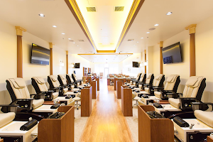Somerset Nails & Spa (Formerly LUXI V) image