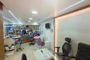 Dr. Tawari's Maxillofacial & Dental Implant Centre image