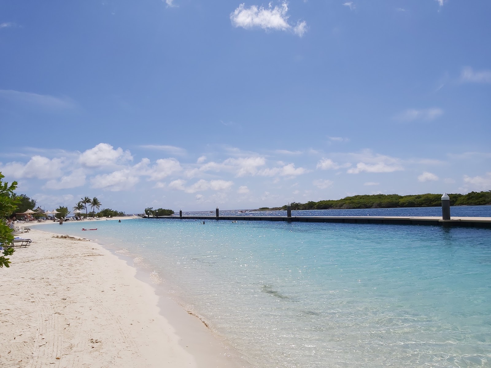 Foto von St. Barbara beach mit sehr sauber Sauberkeitsgrad