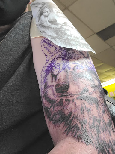 Tattoo Shop «InkSylum Tattoo», reviews and photos, 1726 S Chambers Rd, Aurora, CO 80017, USA