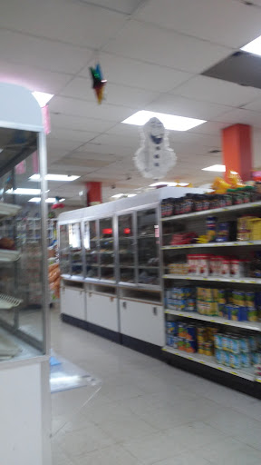 Mexican Grocery Store «La Mexicana», reviews and photos, 1522 E Lake St, Minneapolis, MN 55407, USA