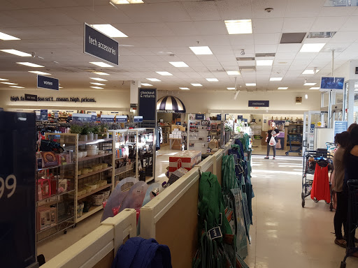 Department Store «Marshalls», reviews and photos, 839 New York Ave, Huntington, NY 11743, USA