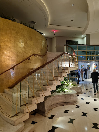 Shopping Mall «Fontainebleau Shops», reviews and photos, 4441 Collins Ave, Miami Beach, FL 33140, USA