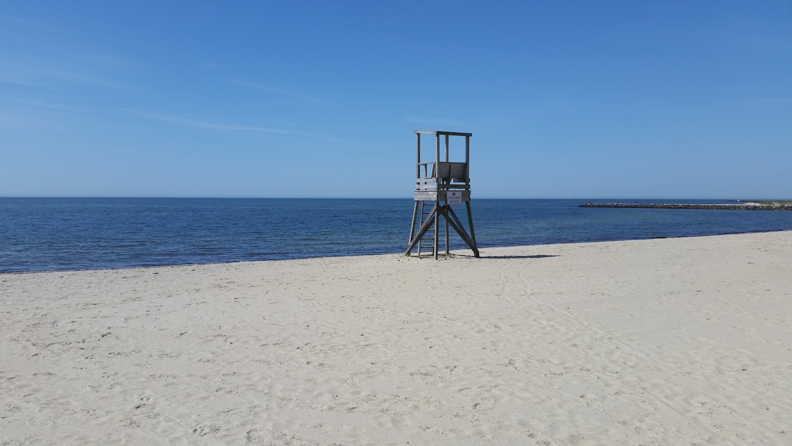 Fotografie cu Pleasant Road Beach cu nivelul de curățenie înalt